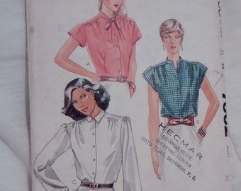 McCall's 7062 sewing pattern 1980 blouse Carole Little for Saint-Tropez West size
