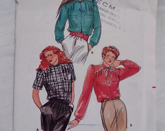 Vintage Butterick 6913 sewing pattern Blouse with Peter Pan collar size 12 / bust 34