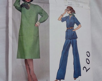 Vogue 1970s Sewing Pattern 1242 Jerry Silverman Sz 12 Dress Top Pants with Pockets American Designer series