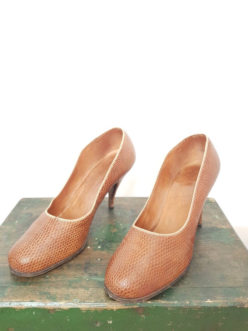 40s tan lizard skin high heel shoes UK 5 US 7 WW2 shoes | Etsy