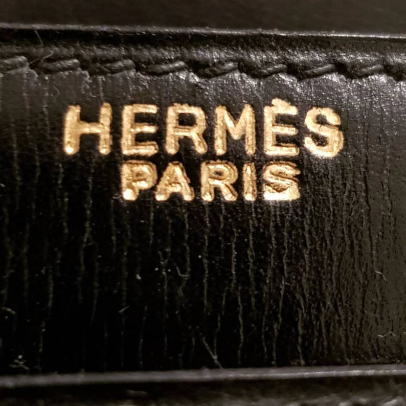 Hermes Krawatten datieren