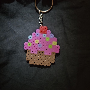 Perler Bead Keychain | Cupcakes