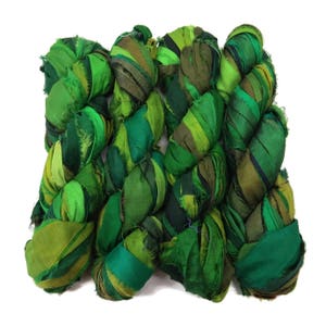 Uitverkoop! Premium iriserend Sari Silk Ribbon-garen, 100 g (50 yards) kleur groen mix