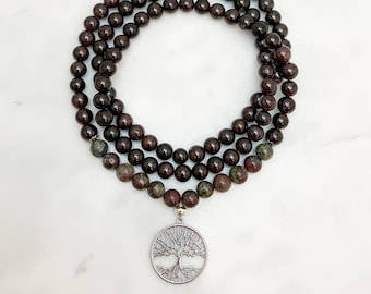 Mala de granate y jaspe sangre de dragón con Árbol de la Vida, collar de 108 cuentas, piedras preciosas para la curación emocional, la calma y el optimismo.