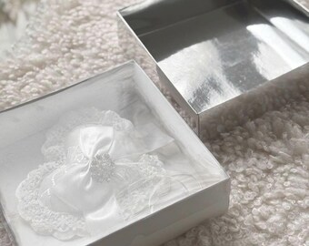 Silver or White Gift paper Box Reversible 10 pcs 22cm x 22cm x 6cm