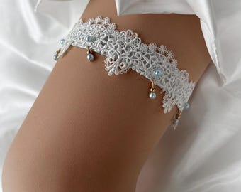 UK Boxed milky white lace powder blue satin ribbon pearls vintage style wedding garter personalized garter