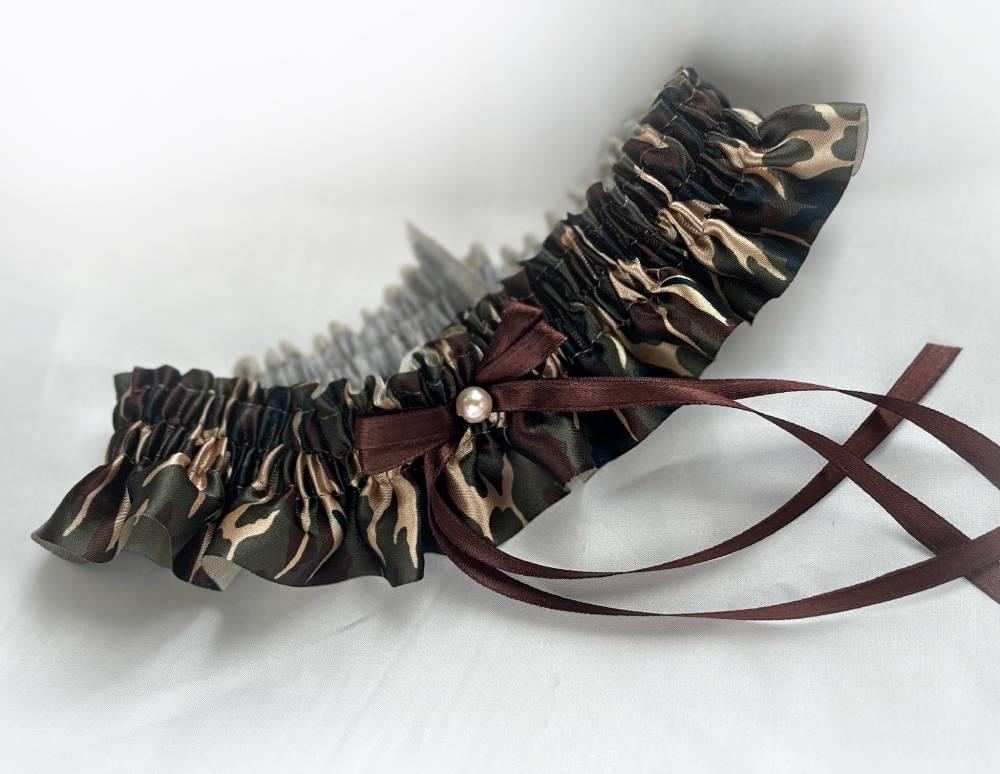 camouflage garter belt Finger Vibes – The Love Store Online