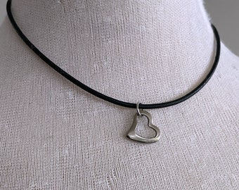 Collier coeur, cadeau d'anniversaire en acier du 11e anniversaire pour femme, pendentif en acier inoxydable