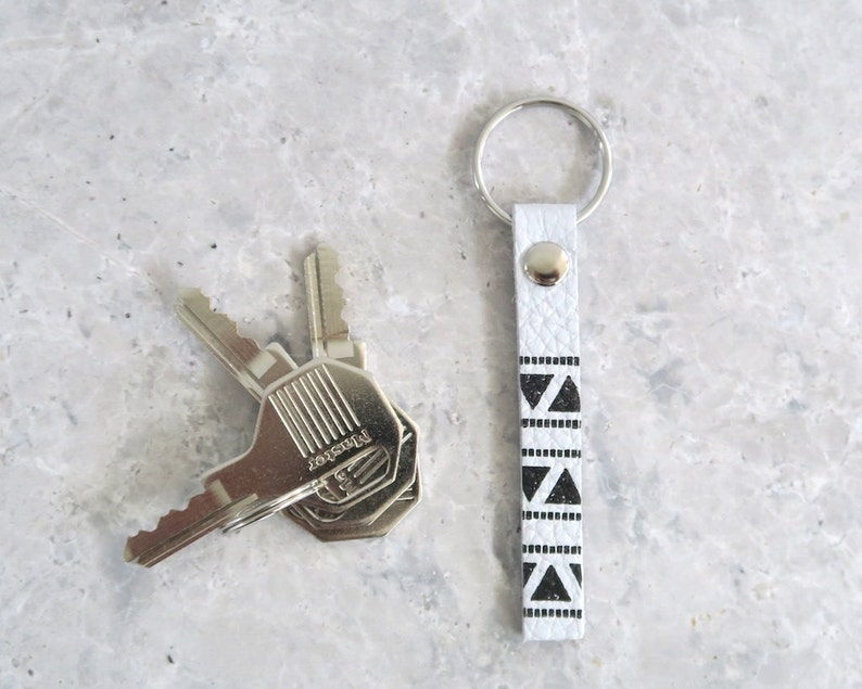 Small Leather Keychain Key Fob for Men or Women Geometric image 0