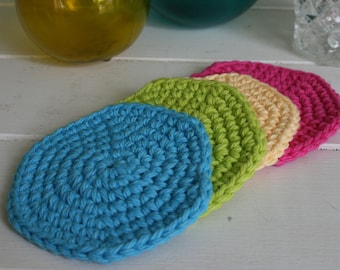 Add a small touch of summer with coasters.  Hand crocheted in Rainbow colors.  Made in a  set of 4.  Glasses not included