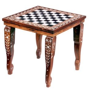 Schachtisch aus Holz, quadratisch mit schwarzem und weißem Inlay - Sondergrößen erhältlich