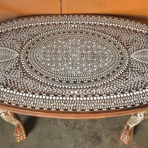 Bespoke Oval Handmade Pearl white Inlay Coffee table in solid wood, Natural Wood Oval Center Table - Removable top, Spillproof Coating