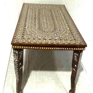 Bespoke Inlaid coffee table for living room | Elegant Inlay coffee table | Natural Wood Rectangular Table - Removable top | Spillproof Coat