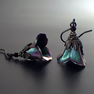 Iridescent Dark Color Shifting Flower Earrings - Gothic Victorian Tulip Drops with Black Metal and Crystals