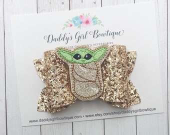 Baby Yoda Bow, Yoda Bow, Yoda Headband, Star Wars Clips, Princess Leia, Dark Vador Bow, Disney Vacation, Star Wars Bow- Baby Shower Gift