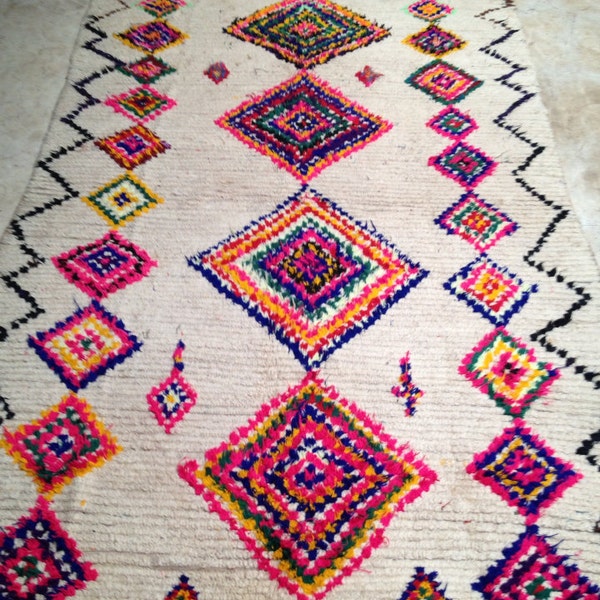 Vintage Moroccan rug - Boucherouite