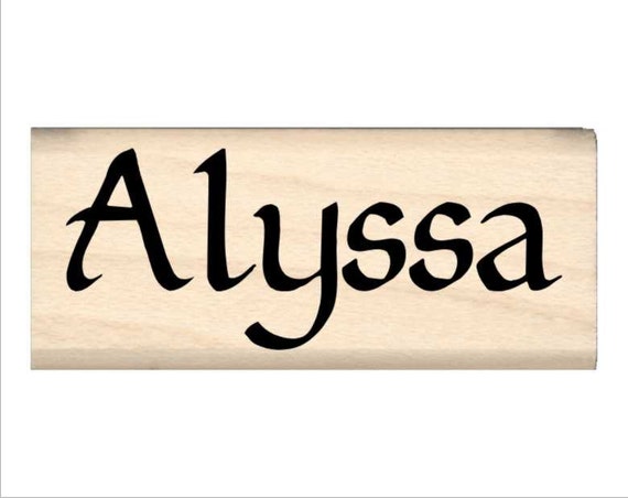 Тристан имя. Alyssa stamp. Имя Аман разным шрифтом.