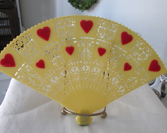 Valentine's Day Heart Fan Plastic Raised Hearts Display Floral Arrangement Decorative Accent