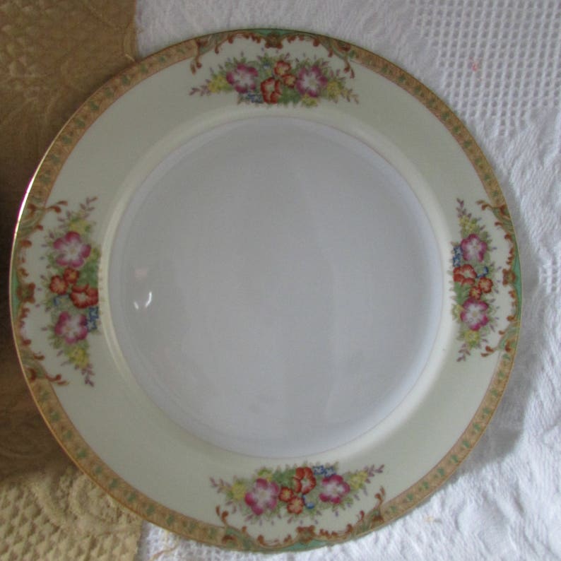 Set Six 6 Vintage Fine China Porcelain Diamond Hand Painted Dinnerware Plates Japan 9 14 inch Dinner Plates Floral Pattern Gold Edge