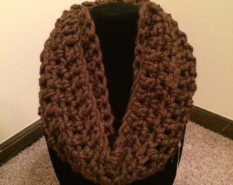 Handmade Crochet Cowl (Brown)