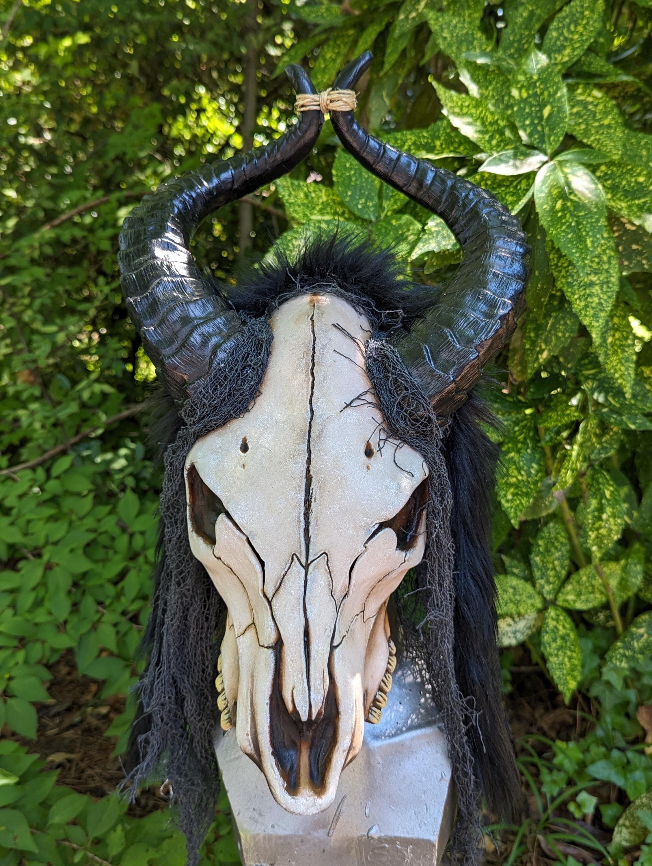 Goat skull half face mask with dark fantasy horns - Etsy 日本