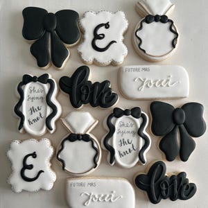She&#39;s tying the knot sugar cookies