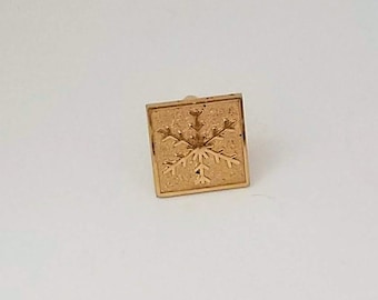 Vintage Swank Gold Tone Snowflake Cufflink, Jewelry Making Supply