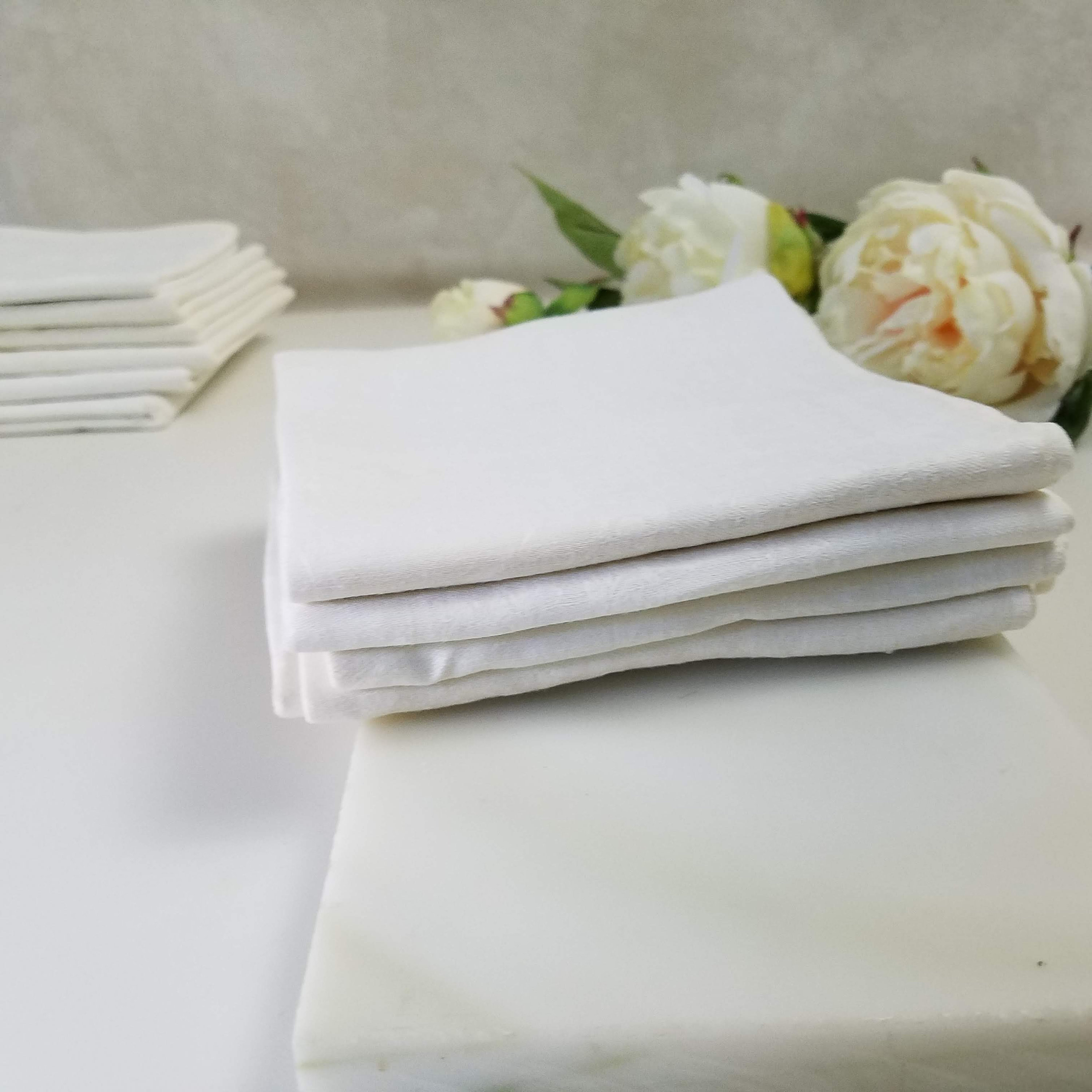 Jacquard Irish Linen Napkins, Set of 5 Vintage Linen Napkins, Antique