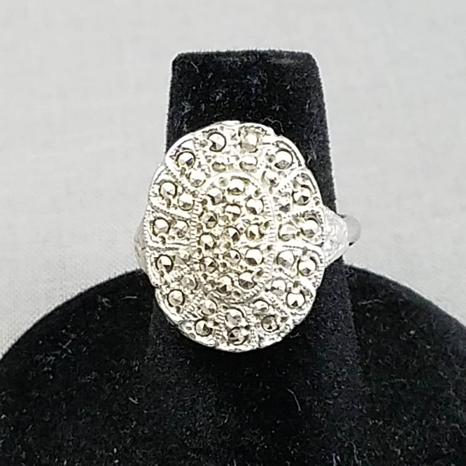 Yfnfxl Women's Vintage Cocktail Ring – Antique Black Marcasite Rhinestone Leaf Statement Ring - View #8