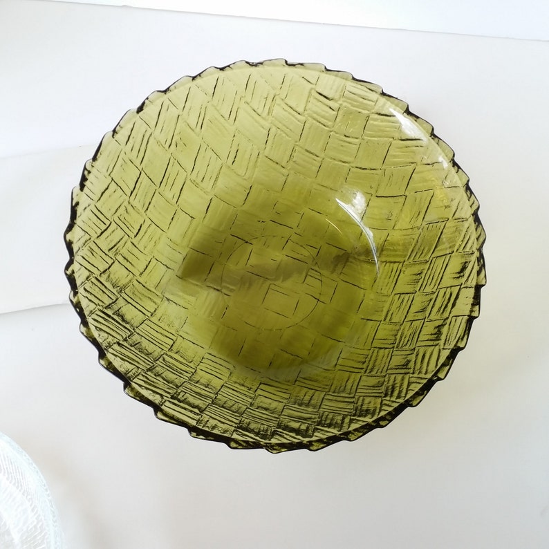 Vintage Glass Bowl Green Glass Basket Weave Bowl 1970 Retro Etsy