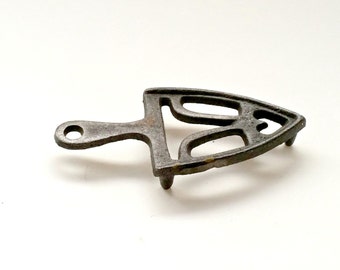Vintage Iron Folk Art, Miniature Iron Stand, Vintage Miniature Iron Art, Vintage Home Decor, Country Home, Decorating Supplies
