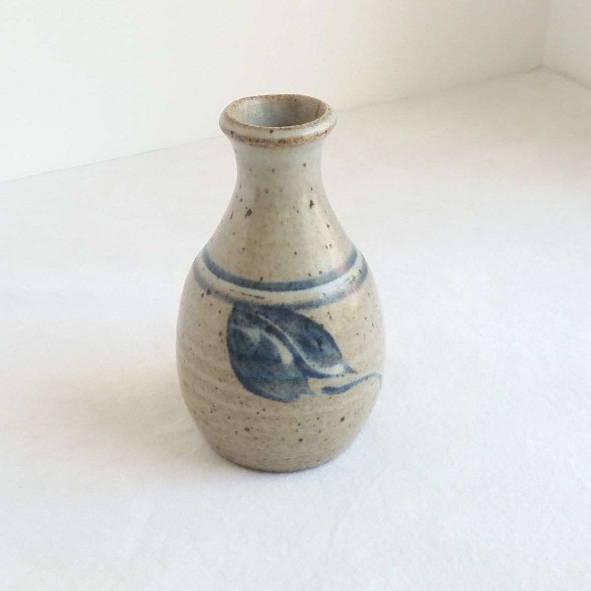 Stoneware Bud Vase, Vintage Pottery, Collectible Pottery, Blue White