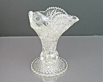 Jarrón vintage EAPG con dientes de sierra y volantes, plato de vidrio con pedestal