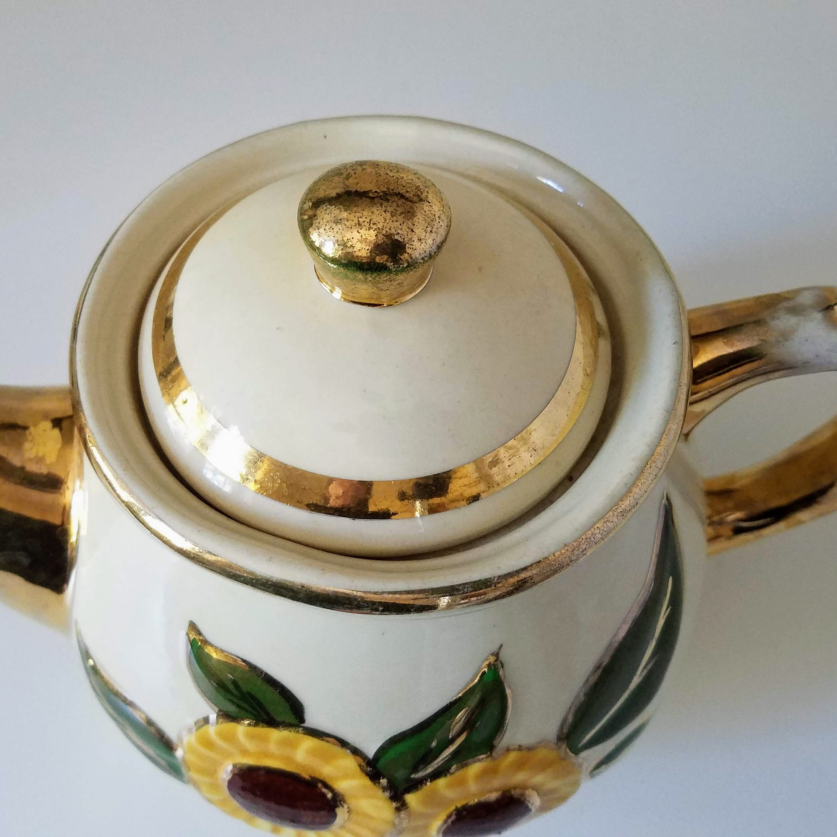 Shawnee Sunflower Teapot with Gold Highlights, Vintage Pottery Teapot