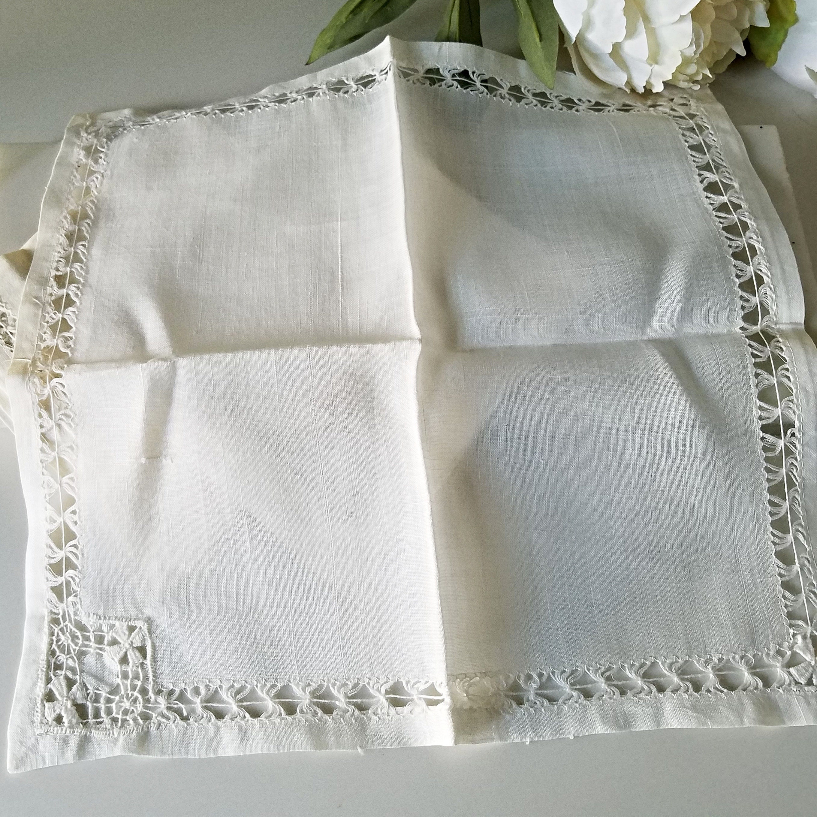 Set of 4 Vintage Linen Handkerchief Napkins, Ivory Linen Hankies or ...