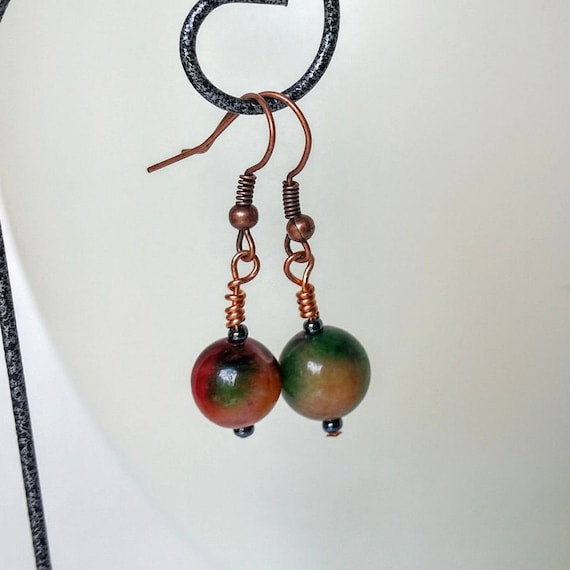 Gemstone Drop Earrings, Red Green Boho Earrings on Copper Wire, Unique Jewelry Gifts, Multicolored Dangle Earrings