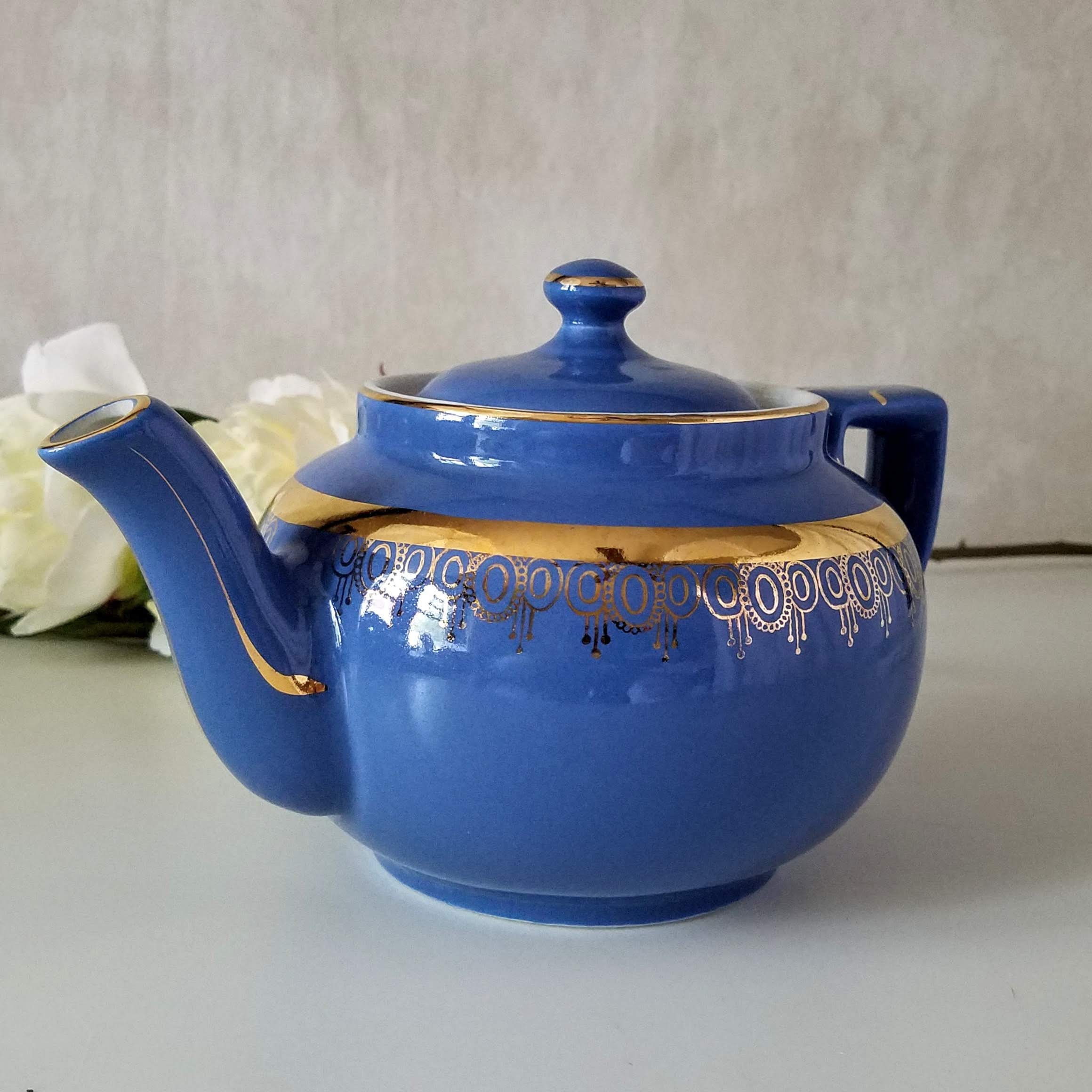 Hall Teapot, Blue and Gold 6 Cup Porcelain Teapot Made in the USA, Mid