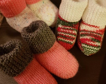 Bébé chaussons, chaussettes, chaussons, uggs, très mignon, idéal cadeau