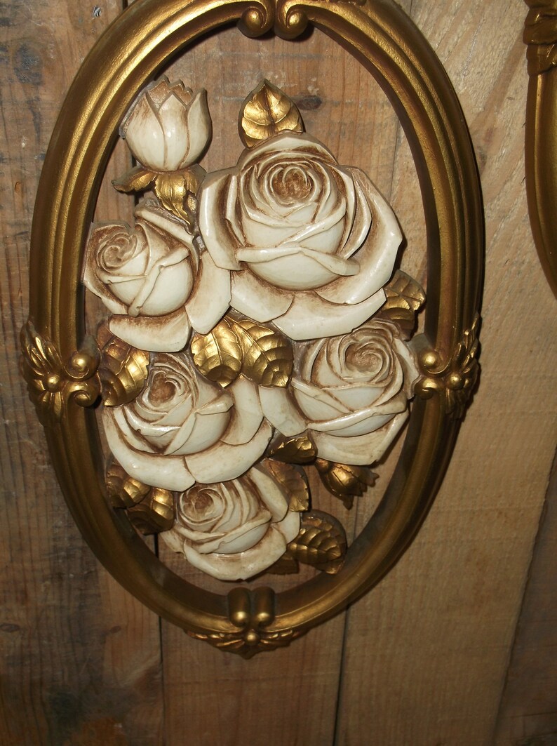 Pair Of Vintage Dart Ind Syroco Wood Flower Wall Plaques 1978 Hangings