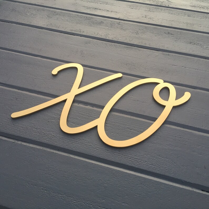 XO Wall Sign 15w X 9h Wooden Sign Kiss Wall Decor Etsy