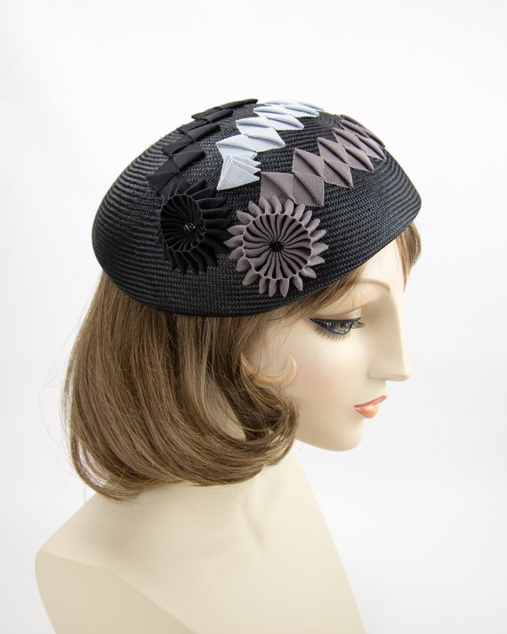 Black Straw Beret. Geometric Couture 