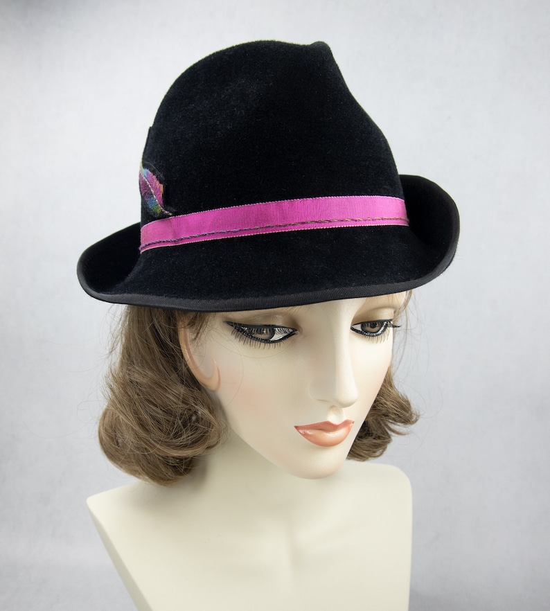 Women's Fedora With Embroidered Feather. Black Velour Fur Felt Hat