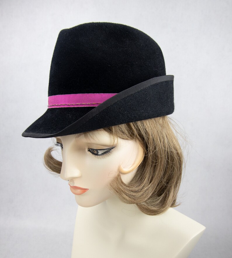 Women's Fedora With Embroidered Feather. Black Velour Fur Felt Hat