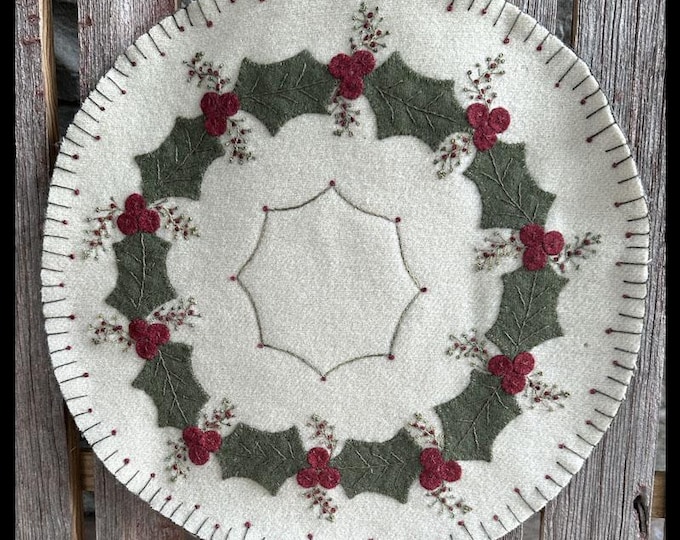 Holly Berry Thyme Pattern