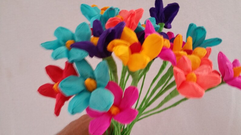 Mexican Flowers Altar Flowers Day Of The Dead Party Decor Wedding Decorations Crepe Paper Flowers 50 Paper Flowers Dia De Los Muertos Accessories Bouquets Corsages Somoto Cz