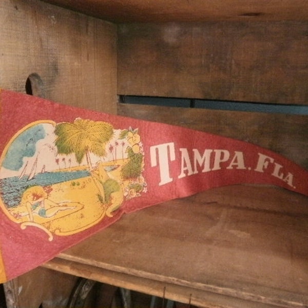 Tampa, Florida 26 inch Felt Pennant With GREAT raised Graphics and Color