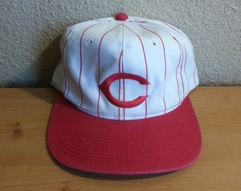 90s Cincinnati Reds Pinstriped snapback hat!
