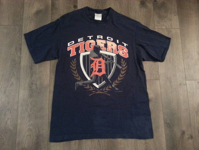 orange detroit tigers shirt