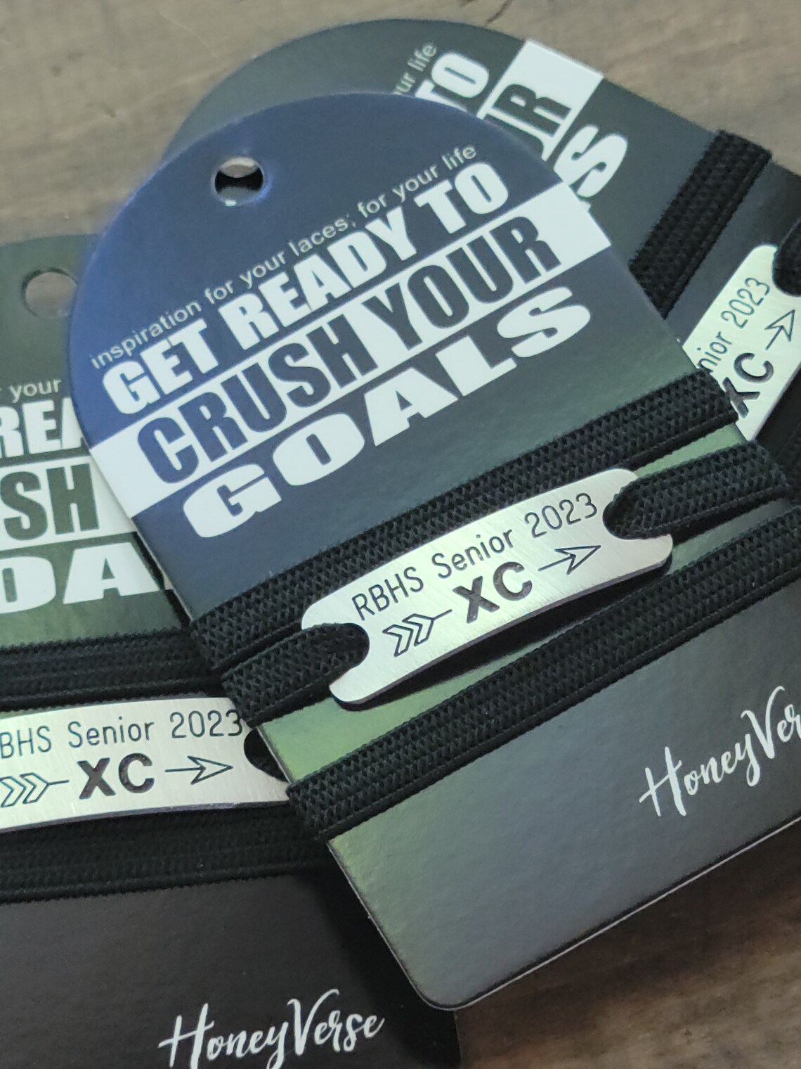 ONE Personalized Shoelace Tag . XC BOLD Broken Arrow . Cross Etsy