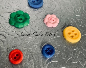 6 assorted Gumpaste buttons  Sugar Buttons Fondant Buttons  Cake toppers   Gumpaste buttons cupcake toppers  Gumpaste cake topper